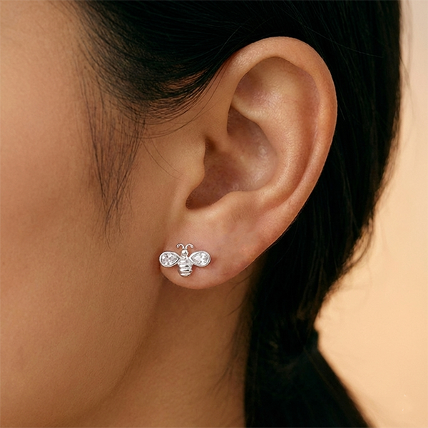 imagenes de aretes en modelo